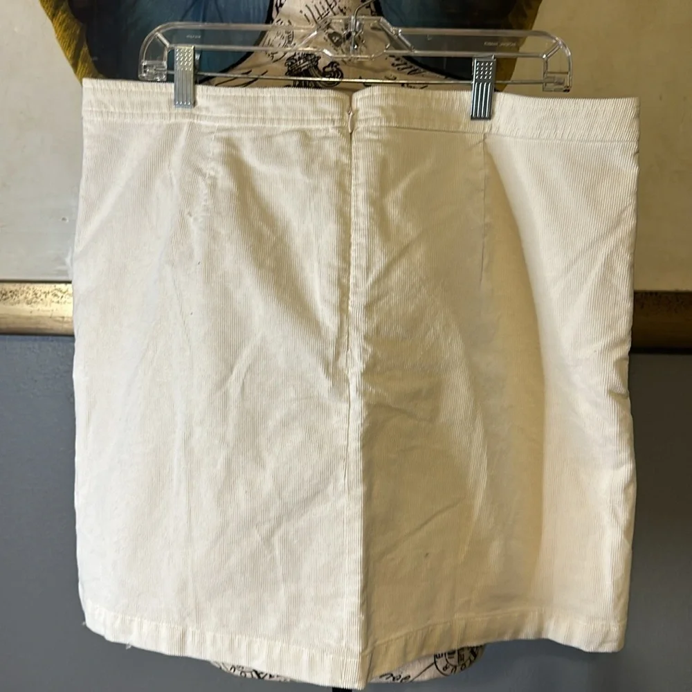 J crew lined corduroy skirt. Size 16